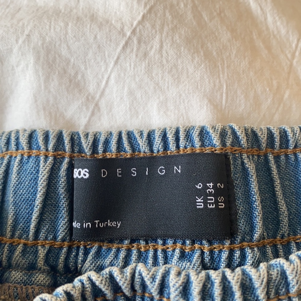 ASOS Drawstring Denim Shorts - Picture 4 of 6